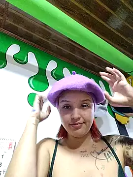 Snapshot of LorenRosse chatting on 03.09.25 LorenRosse online show from 03.09.25