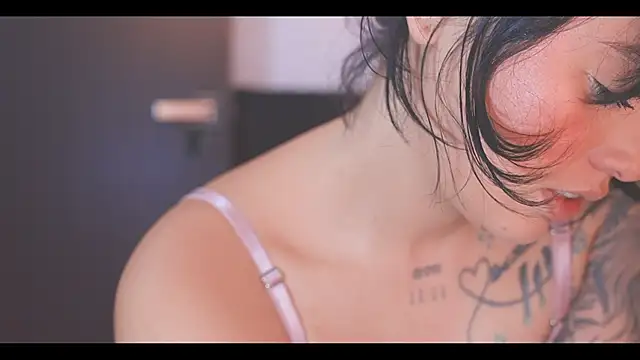 LorenRosse online show from 02.07.26