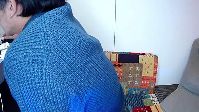 Snapshot of agaupt2 chatting on 12.02.24 agaupt2 online show from 12.02.24