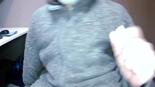 Snapshot of agaupt2 chatting on 01.23.25 agaupt2 online show from 01.23.25