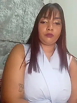 Snapshot of GORGEOUSLIPS chatting on 11.09.25 GORGEOUSLIPS online show from 11.09.25