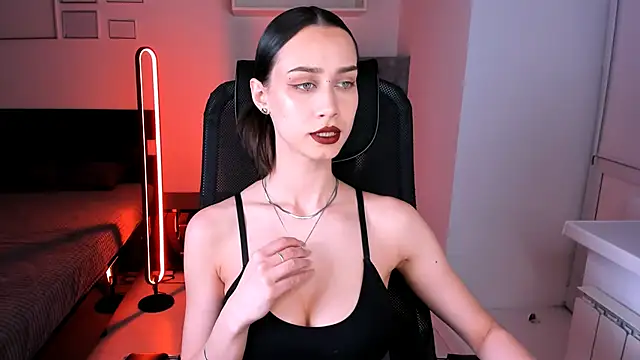 Snapshot of unaericaabistrong chatting on 03.21.25 unaericaabistrong online show from 03.21.25