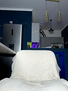 Snapshot of NickiLike chatting on 09.21.25 NickiLike online show from 09.21.25