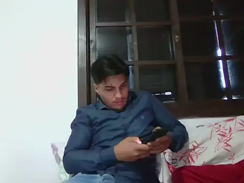 Snapshot of Rmst chatting on 10.21.25 Rmst online show from 10.21.25