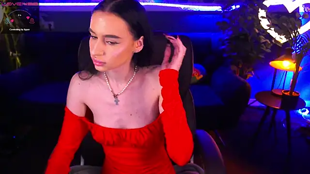 Snapshot of Snow_WhiteeeX chatting on 01.30.25 Snow WhiteeeX online show from 01.30.25