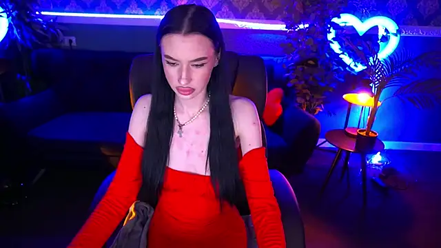 Snapshot of Snow_WhiteeeX chatting on 02.02.25 Snow WhiteeeX online show from 02.02.25