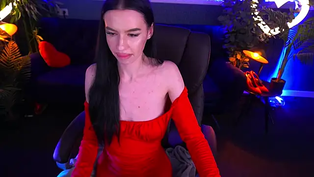 Snapshot of Snow_WhiteeeX chatting on 02.25.25 Snow WhiteeeX online show from 02.25.25