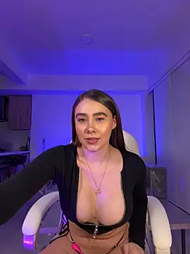 Lanataylor- online show from 09.26.25