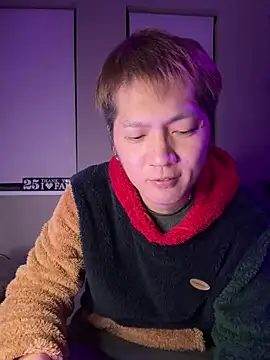 Snapshot of kensnb chatting on 01.24.25 kensnb online show from 01.24.25