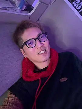 Snapshot of kensnb chatting on 01.27.25 kensnb online show from 01.27.25