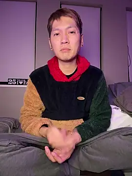 Snapshot of kensnb chatting on 02.02.25 kensnb online show from 02.02.25