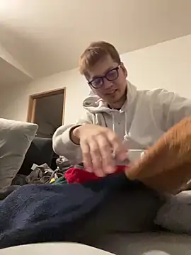 Snapshot of kensnb chatting on 02.05.25 kensnb online show from 02.05.25