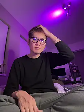 Snapshot of kensnb chatting on 02.06.25 kensnb online show from 02.06.25