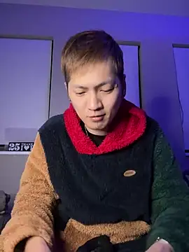 Snapshot of kensnb chatting on 02.09.25 kensnb online show from 02.09.25