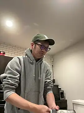 Snapshot of kensnb chatting on 02.16.25 kensnb online show from 02.16.25