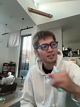 Snapshot of kensnb chatting on 03.19.25 kensnb online show from 03.19.25