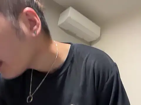 Snapshot of kensnb chatting on 09.20.25 kensnb online show from 09.20.25