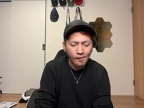 Snapshot of kensnb chatting on 10.20.25 kensnb online show from 10.20.25