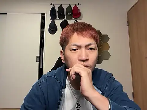 Snapshot of kensnb chatting on 10.24.25 kensnb online show from 10.24.25