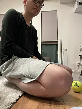 Snapshot of kensnb chatting on 11.10.25 kensnb online show from 11.10.25