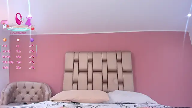 Snapshot of _ISABELLA_HOT_ chatting on 03.08.25 ISABELLA HOT online show from 03.08.25