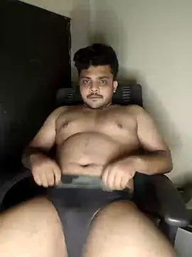 Snapshot of Mr_Handsome_hunk chatting on 12.13.24 Mr Handsome hunk online show from 12.13.24