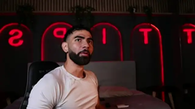 Austin bolt online show from 11.26.25