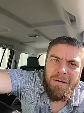 Snapshot of bDswingN chatting on 02.21.26 bDswingN online show from 02.21.26