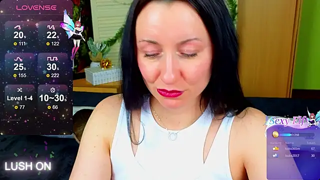 Roxyy Star online show from 01.10.25