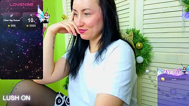 Roxyy Star online show from 01.17.25