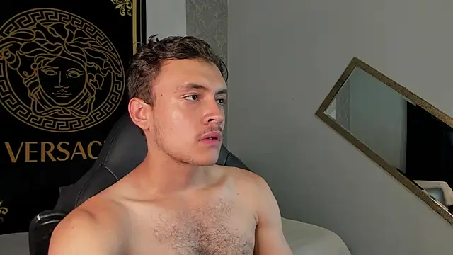 Desmon Clark online show from 01.09.25