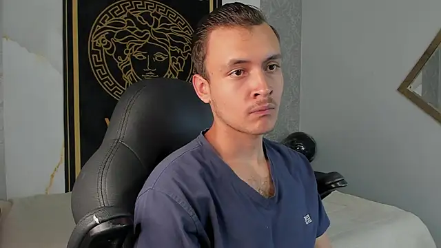 Desmon Clark online show from 01.10.25