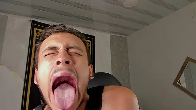 Desmon Clark online show from 01.31.25