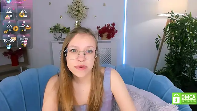 Snapshot of LayriantaVee chatting on 02.27.25 LayriantaVee online show from 02.27.25