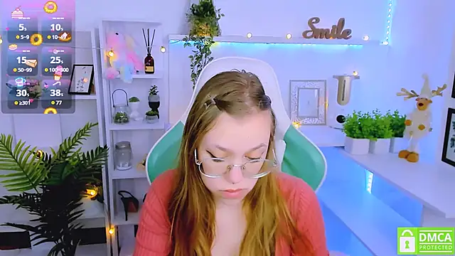 Snapshot of LayriantaVee chatting on 03.08.25 LayriantaVee online show from 03.08.25