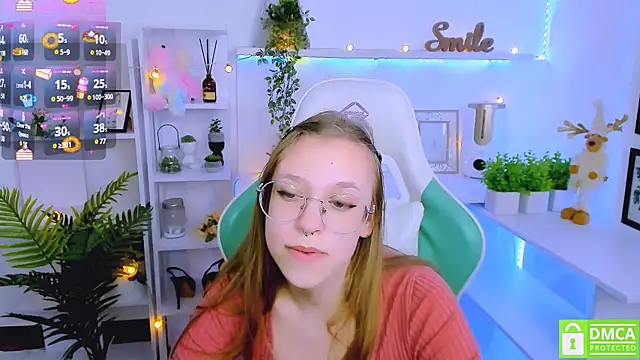 Snapshot of LayriantaVee chatting on 03.08.25 LayriantaVee online show from 03.08.25