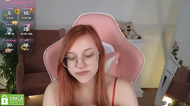 LayriantaVee online show from 04.23.26