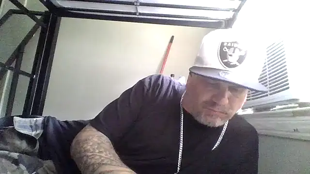 clitstitsandbongrips online show from 04.23.26