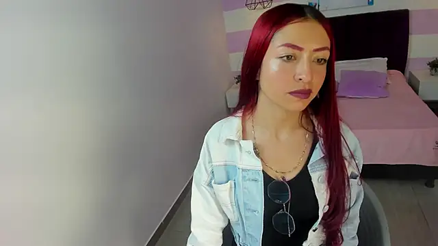 Scarlett  bell online show from 02.05.26