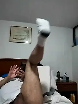 RogueTraveler online show from 02.13.25