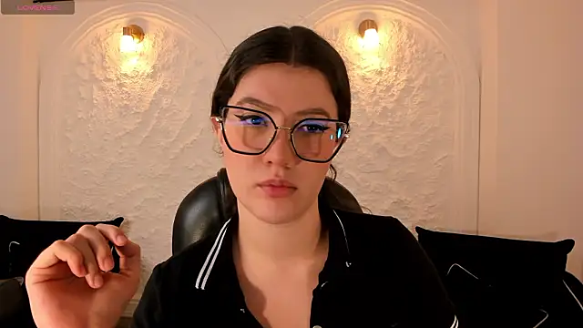 AmberFarrell online show from 02.18.26