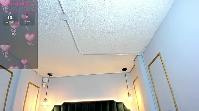 Snapshot of HannaPaola chatting on 01.25.25 HannaPaola online show from 01.25.25