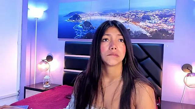 Snapshot of KimberlyVillaLobos chatting on 04.01.26 KimberlyVillaLobos online show from 04.01.26