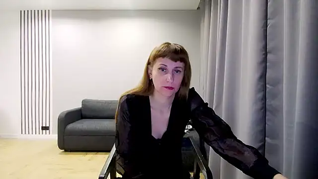 Daniella Lorente online show from 01.04.25