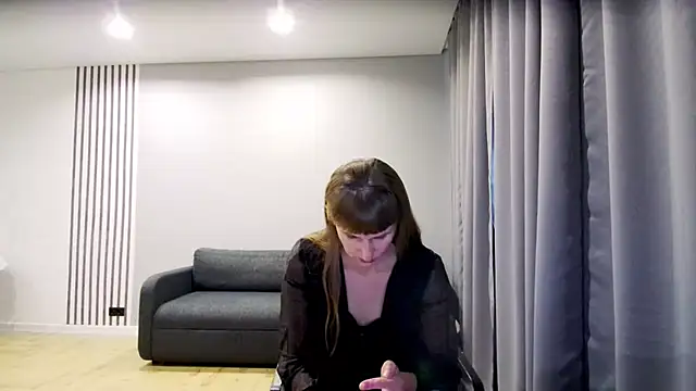 Daniella Lorente online show from 01.11.25