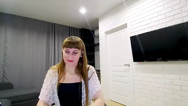 Daniella Lorente online show from 11.25.25