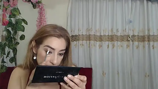 Madam dali online show from 02.22.25