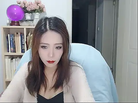 SuSushi728 online show from 10.29.25