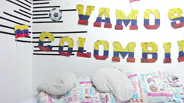 Emawalker  online show from 07.08.26