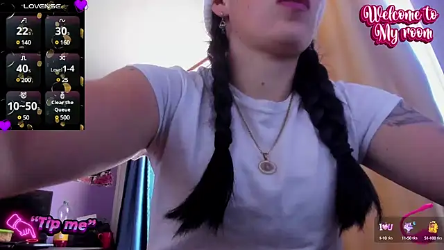 Snapshot of Tefannyy_ chatting on 01.09.25 Tefannyy online show from 01.09.25